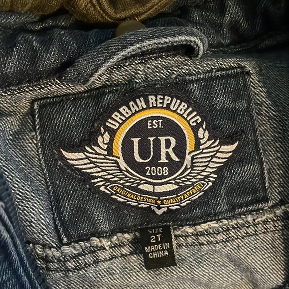 Gently used toddler jacket, denim& olive green w/orange zipper on sleeve sz. 2T - Picture 2 of 4